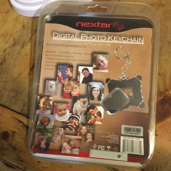 Digital photo keychain - Picture 2 of 3